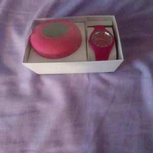 Waterproof speaker and watch